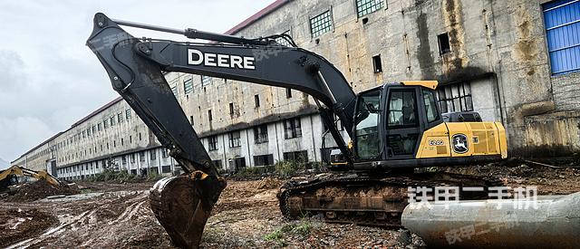 约翰迪尔E210LC挖掘机