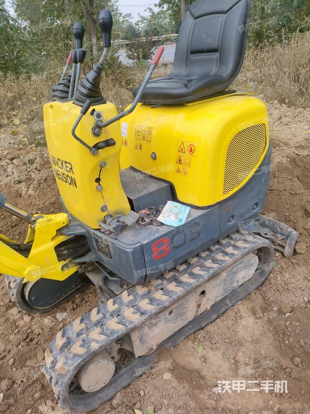 驾驶室整体（整机外观）