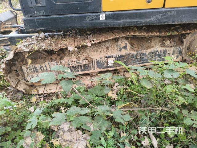 左側(cè)履帶整體?（行走機(jī)構(gòu)）