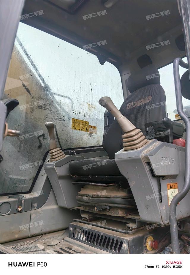 驾驶室整体（整机外观）