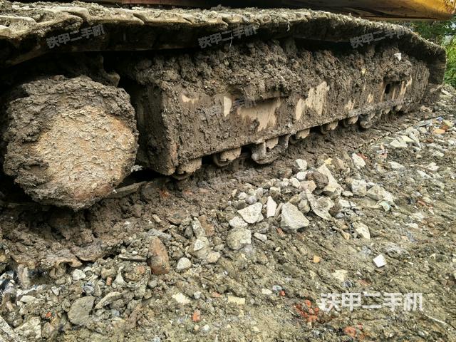 左侧履带整体 （行走机构）