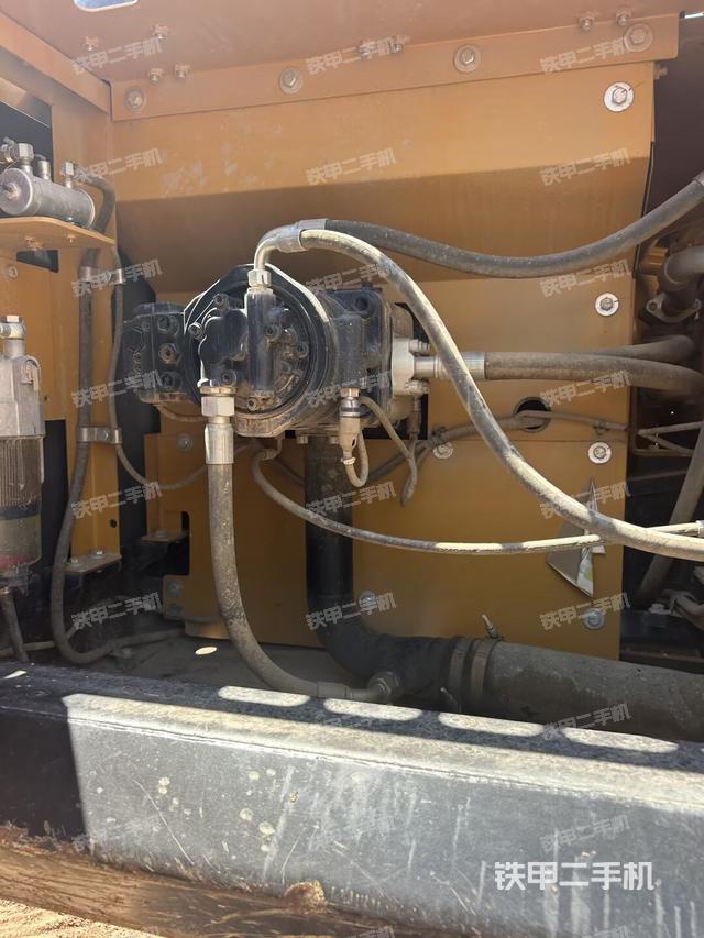 液压泵室（大件舱室）