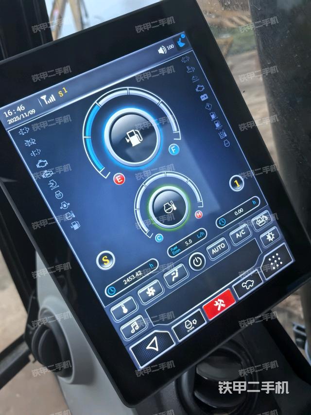 显示屏 （驾驶室部分）