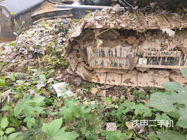 左驅(qū)動(dòng)輪（行走機(jī)構(gòu)）