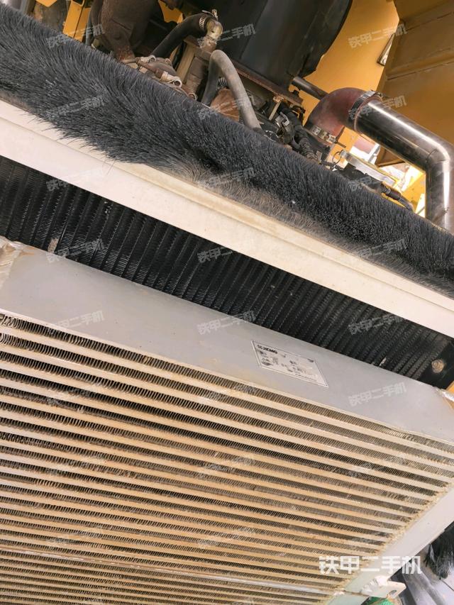 风扇及皮带（压路机发动机舱）