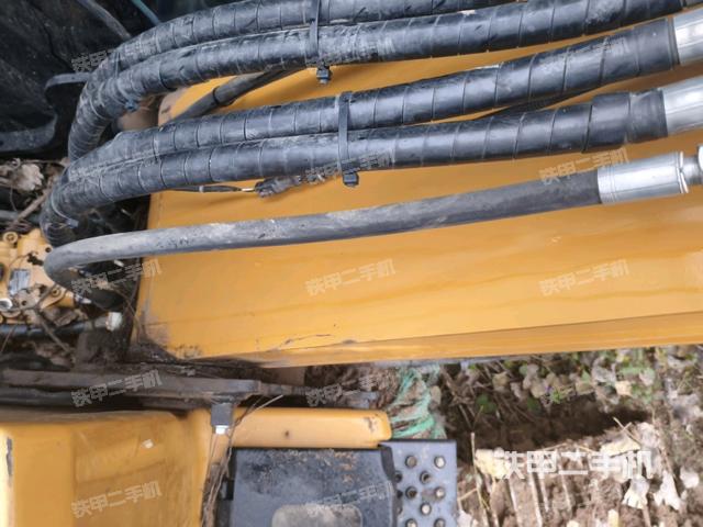 大臂根部?斜（工作和回轉(zhuǎn)裝置）