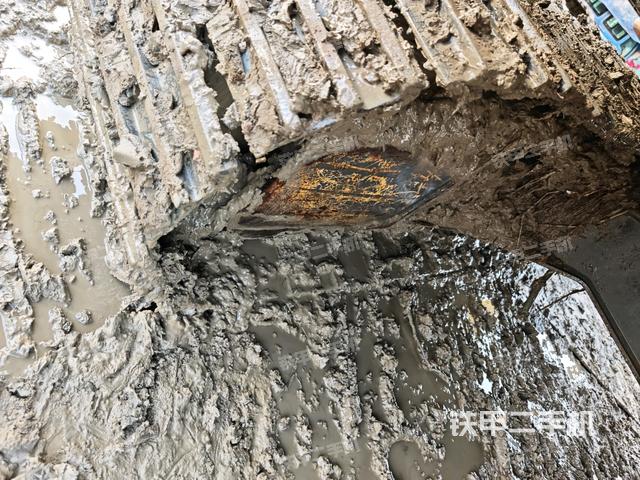 左驱动轮（行走机构）