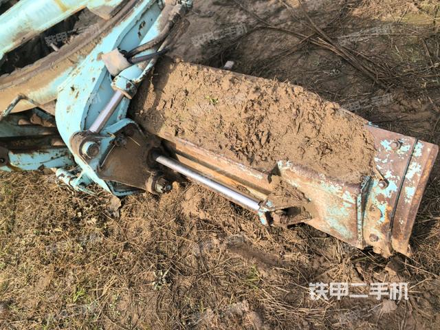 工作装置2（工作装置）