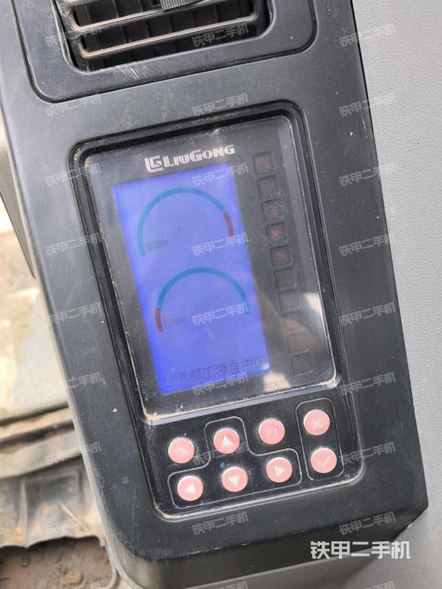 显示屏 （驾驶室部分）