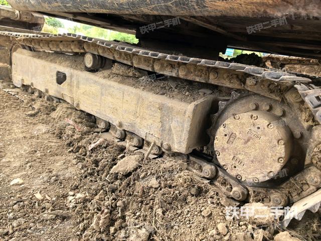 左側(cè)履帶整體?（行走機(jī)構(gòu)）