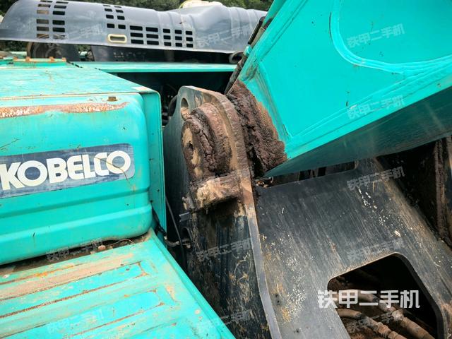 大臂根部 斜视（工作和回转装置）