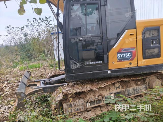 ?駕駛室正側(cè)（駕駛室部分）