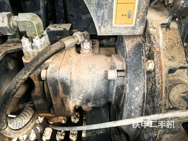 液压泵室（大件舱室）