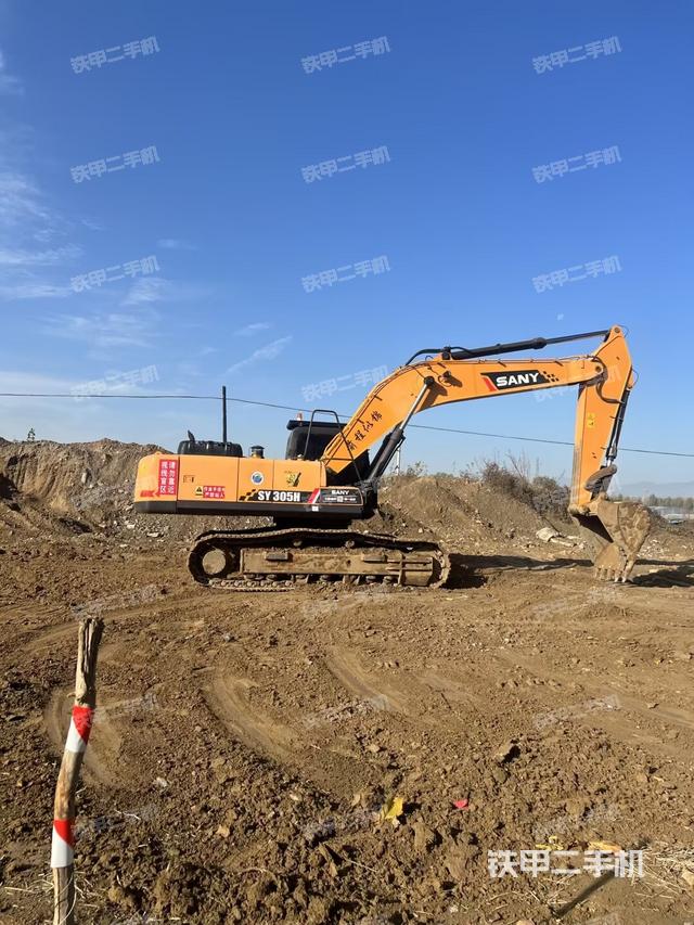 整機右后45°（整機外觀）