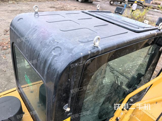 驾驶室顶部（整机外观）