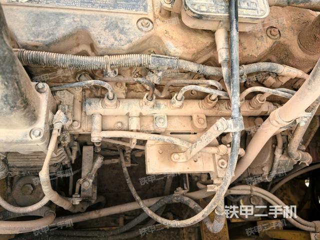 气门室盖螺丝特写（上车部件）