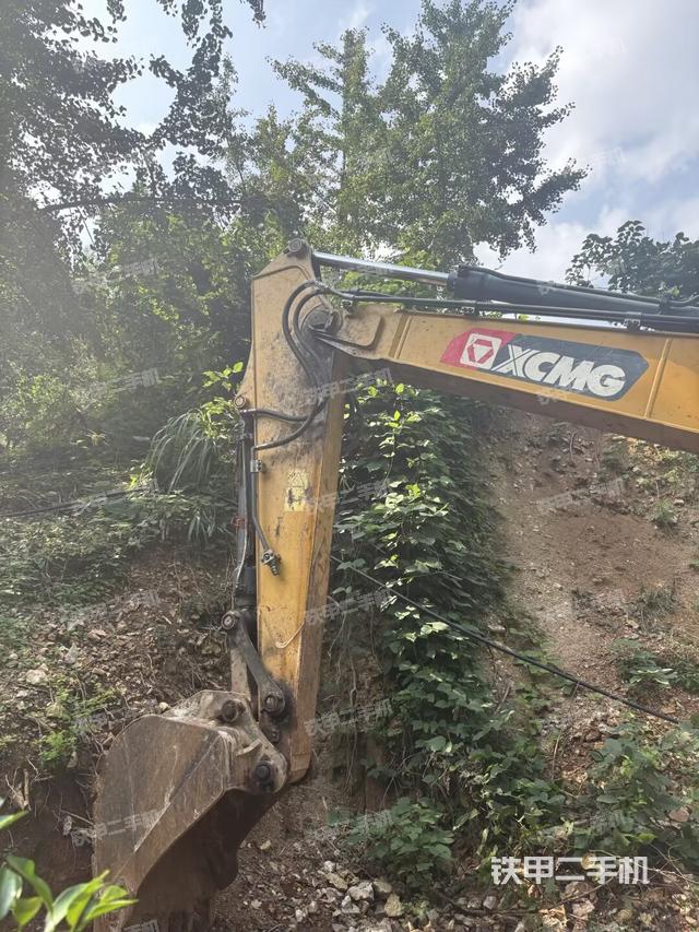 小臂整体左后（工作和回转装置）