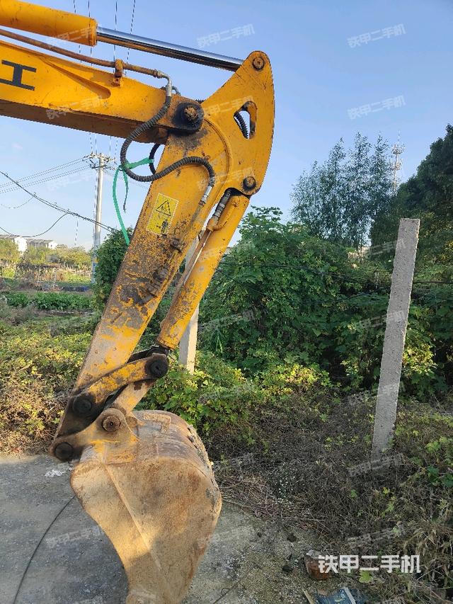 小臂整体右前（工作和回转装置）