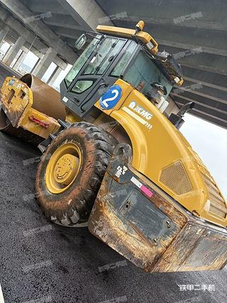 徐工XS263J压路机