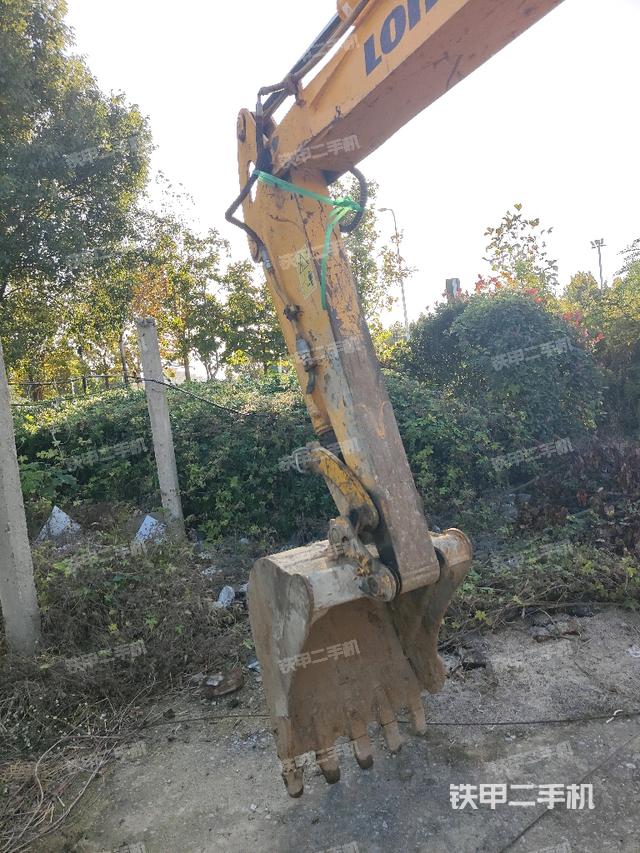 小臂整体左后（工作和回转装置）