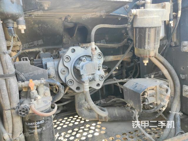 液压泵斜45 左（大件舱室）