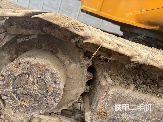 单侧履带整体（整机外观）