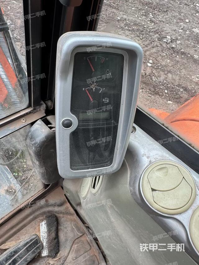 显示屏 （驾驶室部分）