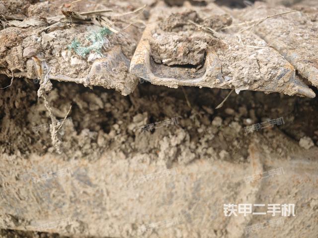 单侧履带整体（整机外观）