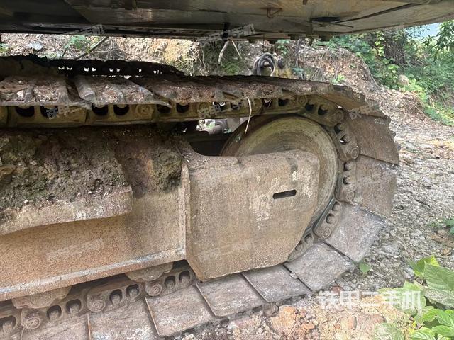 右侧履带整体（行走机构）