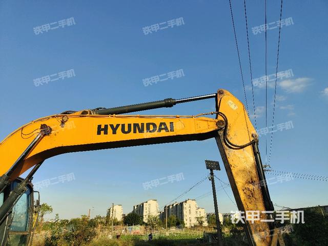 大臂整体 右侧（工作和回转装置）