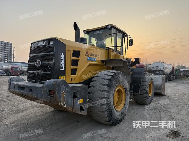 整机右后45°（整机外观及大件）