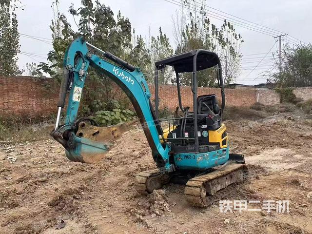 驾驶室整体（整机外观）