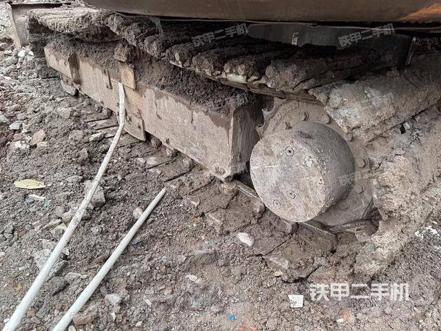 右侧履带整体 （行走机构）