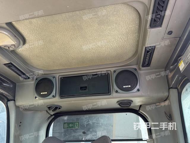 座椅后部（駕駛室部分）