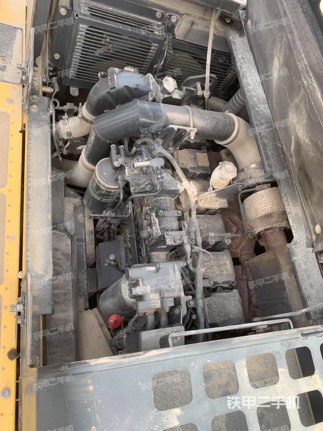 发动机整体俯视（整机外观）