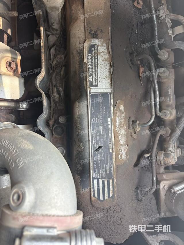 气门室盖螺丝特写（上车部件）