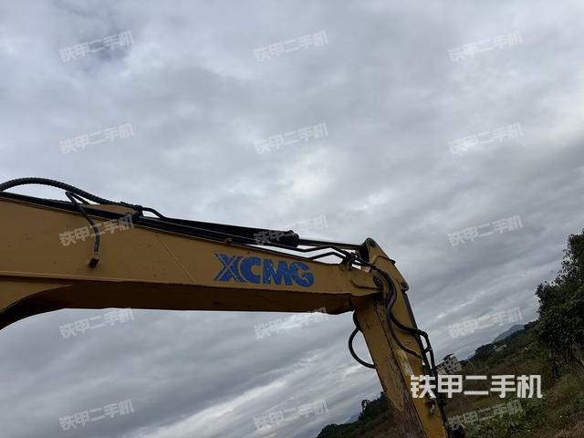 铲斗右后整体（工作和回转装置）