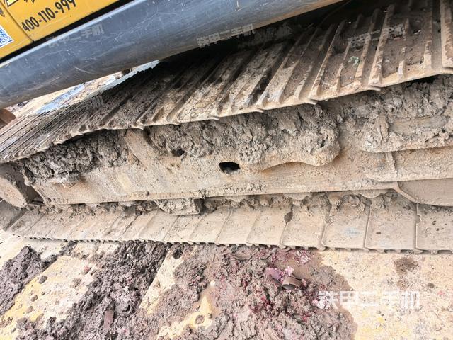 右侧履带整体（行走机构）