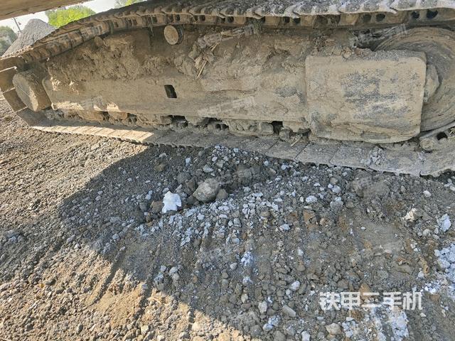 左侧履带整体 （行走机构）