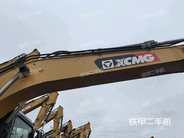 大臂整体 右侧（工作和回转装置）