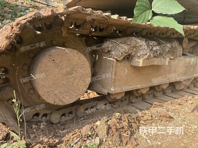 左侧履带整体 （行走机构）