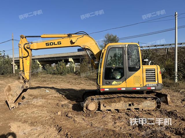 山东临工LG685挖掘机