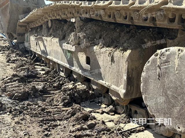 单侧履带整体（整机外观）