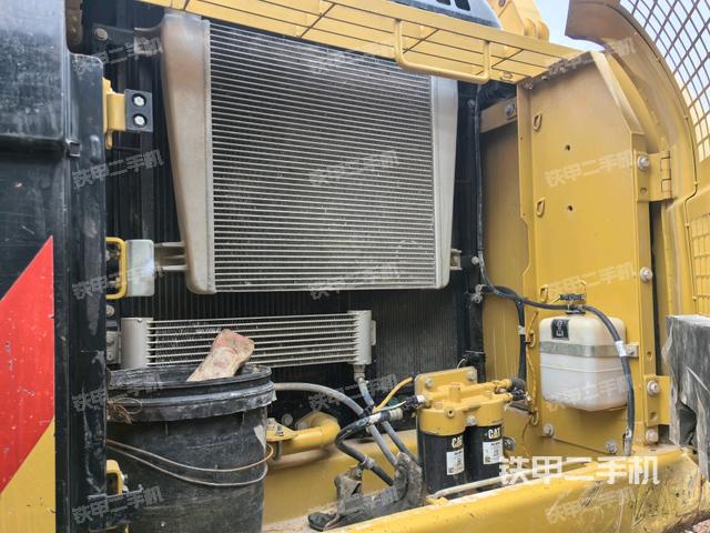 液压泵室（大件舱室）