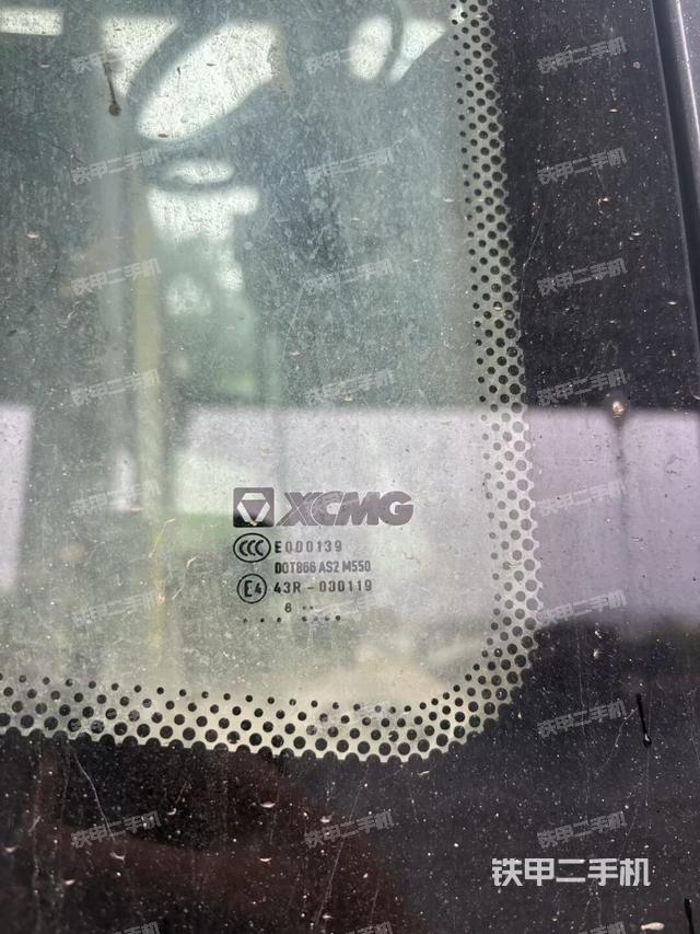 后玻璃角標(biāo)（壓路機(jī)駕駛室）