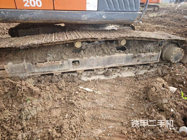 单侧履带整体（整机外观）