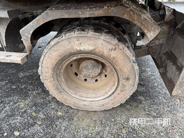 左驱动轮（行走机构）