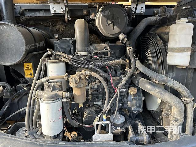 发动机整体俯视（整机外观）