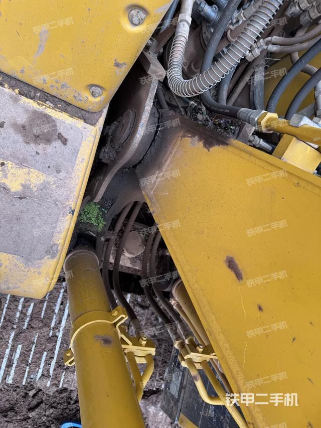 大臂根部?斜視（工作和回轉(zhuǎn)裝置）