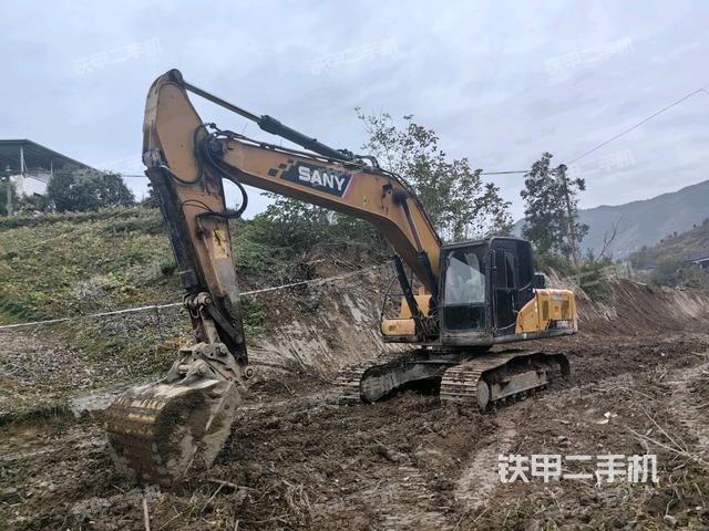 三一重工SY195C挖掘机